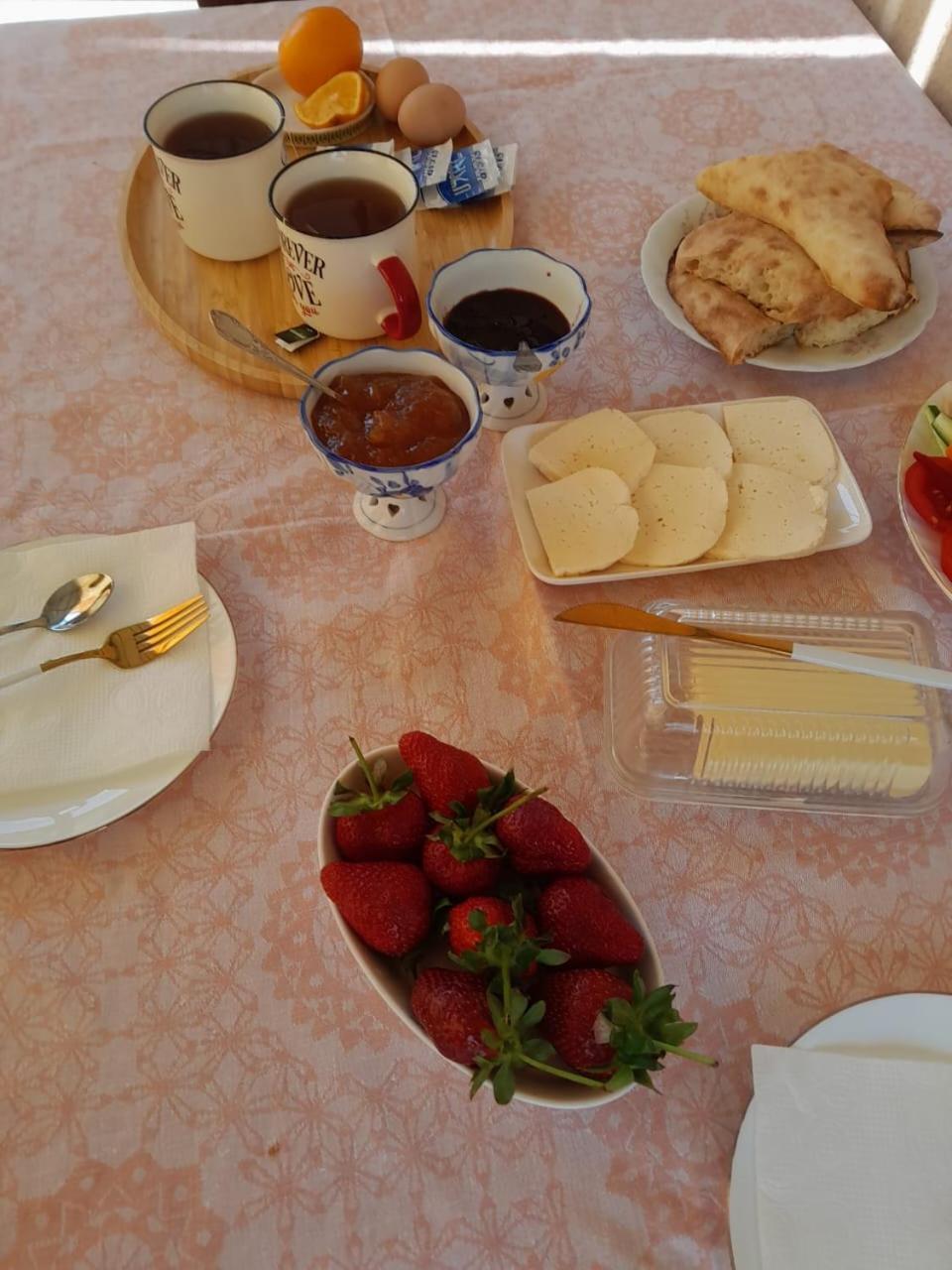 Guest House Nano Martvili Esterno foto